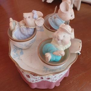 COPY - Vintage "Tea for Two" Revolving Music Box